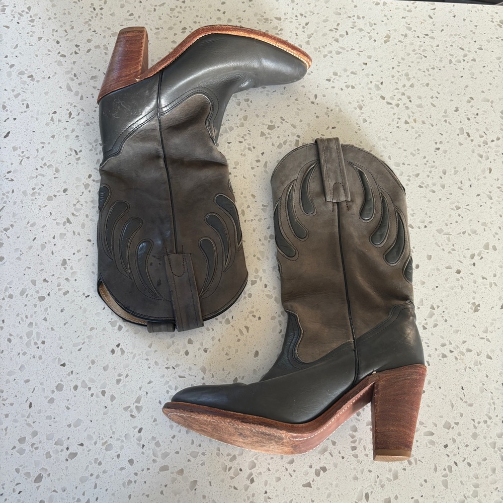 Frye - Vintage 1970’s Womens Sage/Grey Flame Boots - Size 7.5